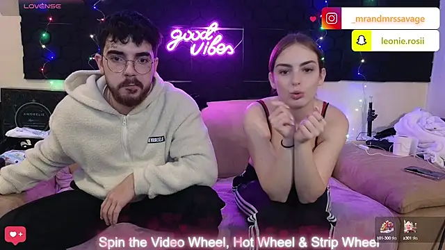 Snapshot of MrAndMrsSavage chatting on 20, 12, 2024 MrAndMrsSavage online show from 20, 12, 2024