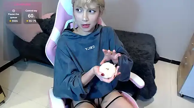 HiScarlett online show from 26, 1, 2025