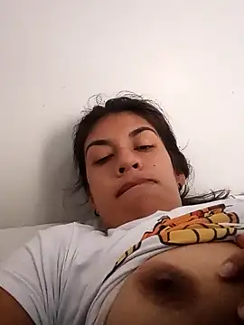 Snapshot of Anamaria-24 chatting on 12, 2, 2026 Anamaria-24 online show from 12, 2, 2026