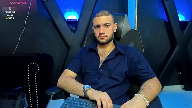 MaximusDick1  online show from 1, 10, 2025