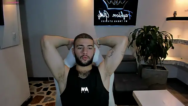 MaximusDick1  online show from 6, 11, 2025