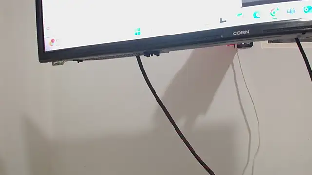 issa kitty online show from 5, 2, 2025