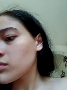 Snapshot of Virgin_Pussy_Love chatting on 15, 6, 2026 Virgin Pussy Love online show from 15, 6, 2026