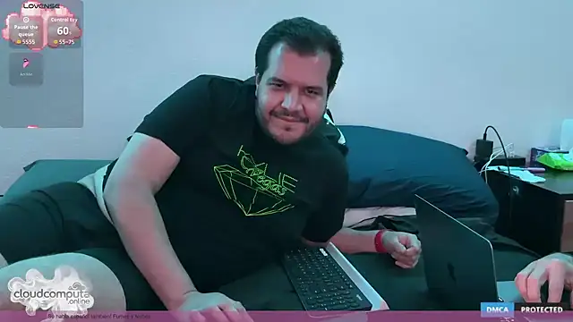 Snapshot of bearcloudcomputa chatting on 21, 12, 2025 bearcloudcomputa online show from 21, 12, 2025