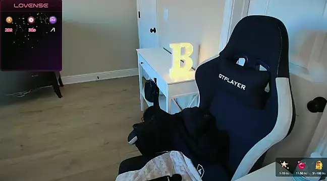 Brooklyn Bee online show from 17, 3, 2025