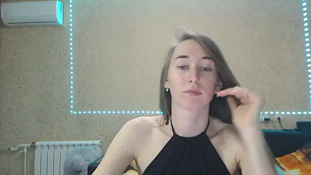 --Model--2 online show from 8, 1, 2025