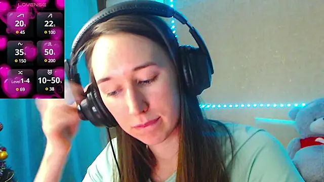 --Model--2 online show from 18, 1, 2025