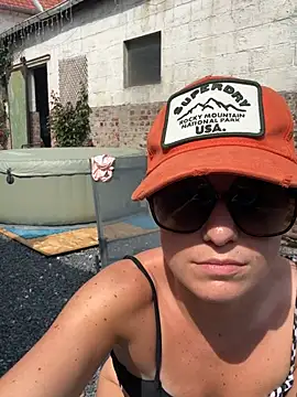 carlaaa online show from 25, 6, 2026
