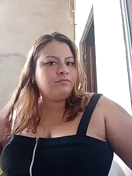 Snapshot of carola_hotwife chatting on 11, 9, 2025 carola hotwife online show from 11, 9, 2025