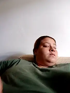 Snapshot of carola_hotwife chatting on 5, 12, 2025 carola hotwife online show from 5, 12, 2025