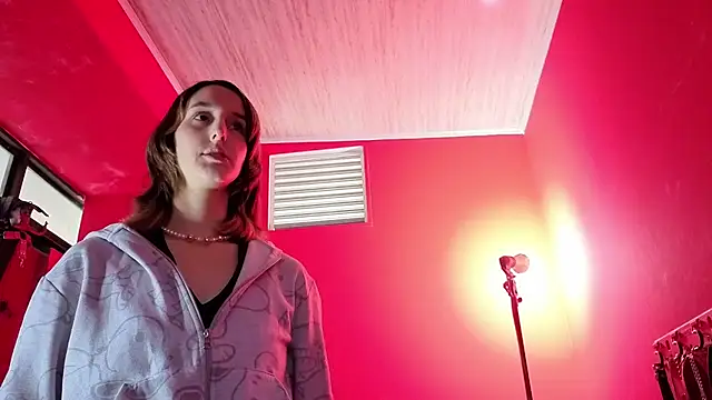 Ambar Roux  online show from 7, 3, 2026