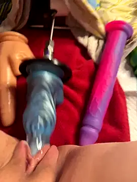 luisa1 online show from 3, 10, 2025