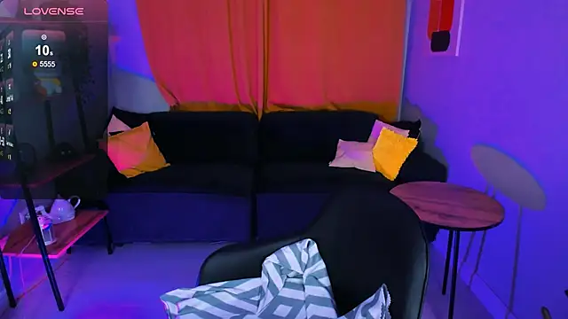 Bunny  of love online show from 7, 12, 2024