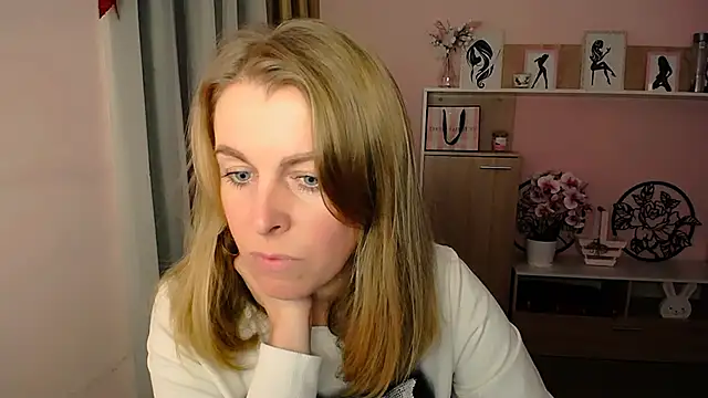 Hot Milady online show from 12, 12, 2024