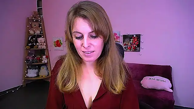 Hot Milady online show from 18, 12, 2025