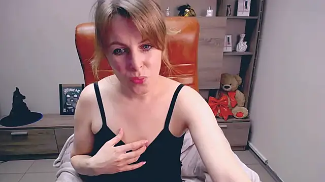 Hot Milady online show from 1, 4, 2026