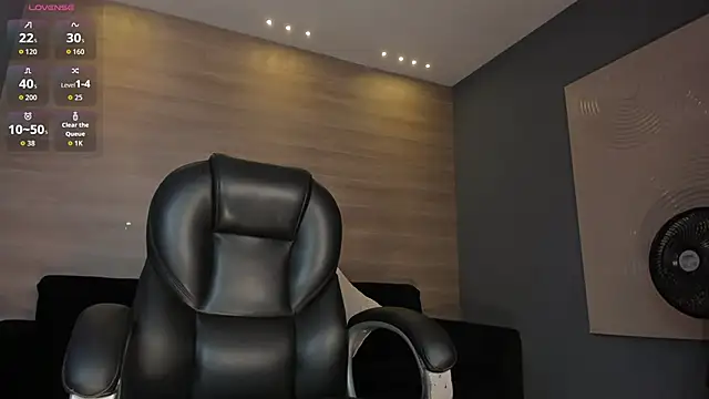 ValeriaRoldanX online show from 23, 4, 2026