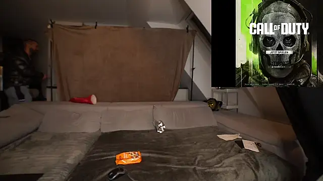 MacTroy online show from 15, 12, 2024