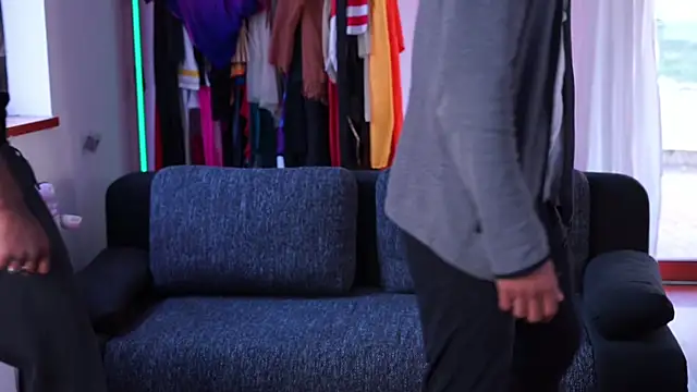 MacTroy online show from 22, 2, 2025