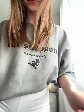 HellPeach online show from 5, 3, 2025