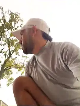 JuanZapata33 online show from 3, 12, 2024