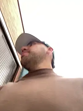 JuanZapata33 online show from 1, 3, 2025