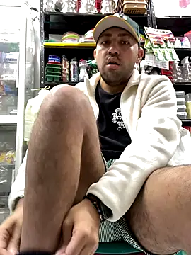 JuanZapata33 online show from 10, 10, 2025