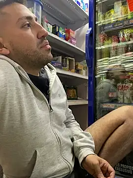 JuanZapata33 online show from 25, 2, 2026