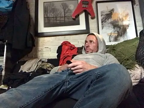 Snapshot of Gman143187 chatting on 19, 12, 2024 Gman143187 online show from 19, 12, 2024