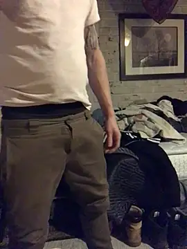 Snapshot of Gman143187 chatting on 1, 2, 2025 Gman143187 online show from 1, 2, 2025