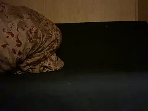 Snapshot of Gman143187 chatting on 10, 9, 2025 Gman143187 online show from 10, 9, 2025