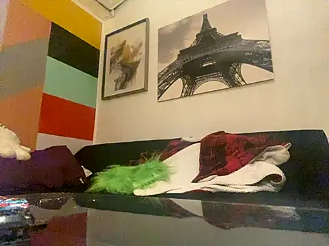 Snapshot of Gman143187 chatting on 30, 9, 2025 Gman143187 online show from 30, 9, 2025