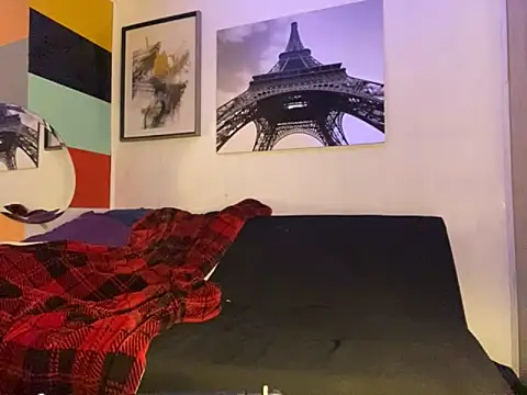 Snapshot of Gman143187 chatting on 12, 10, 2025 Gman143187 online show from 12, 10, 2025