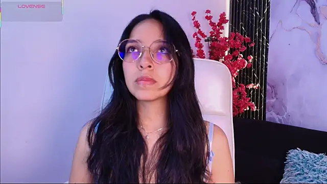 Snapshot of Valery_wang chatting on 8, 4, 2026 Valery wang online show from 8, 4, 2026