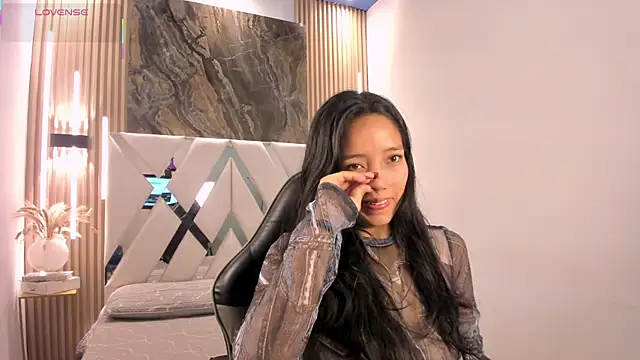 Snapshot of Valery_wang chatting on 6, 5, 2026 Valery wang online show from 6, 5, 2026