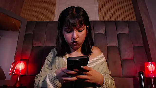 kittyhouse hs online show from 30, 1, 2025