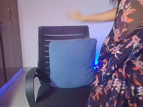 CUTE princess 143 online show from 21, 7, 2026