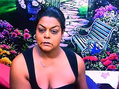 indianCherryPie online show from 26, 4, 2026