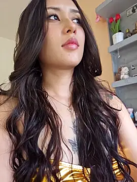 Selena blake online show from 25, 4, 2026