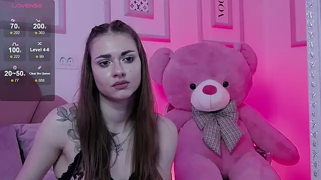 Abby  White online show from 22, 2, 2025