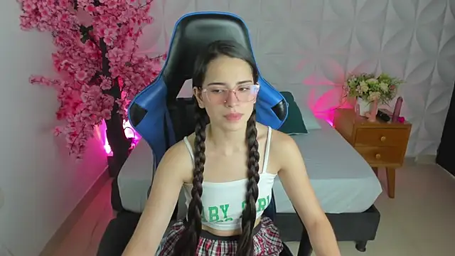 angelica dymond online show from 17, 1, 2025