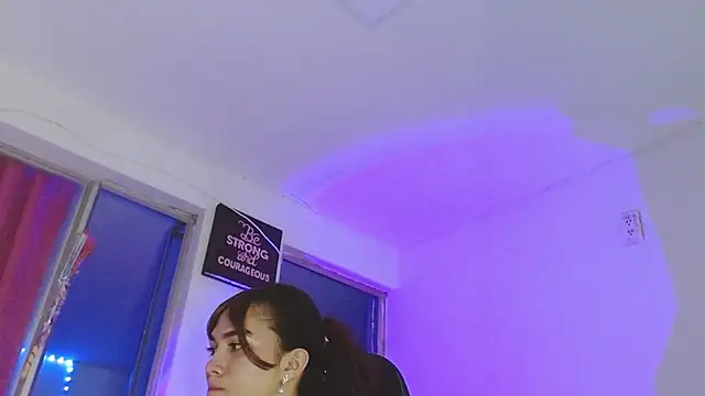 giuliana andrade online show from 21, 4, 2026