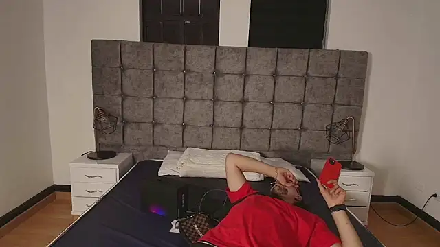 Amadeo Wild online show from 28, 2, 2025