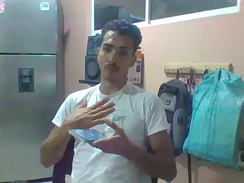 Snapshot of jeremy_scott chatting on 23, 11, 2025 jeremy scott online show from 23, 11, 2025