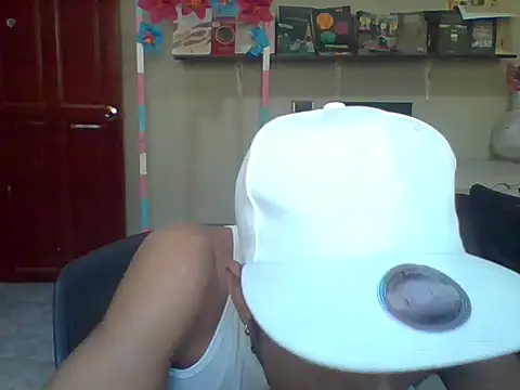 Snapshot of jeremy_scott chatting on 12, 2, 2026 jeremy scott online show from 12, 2, 2026