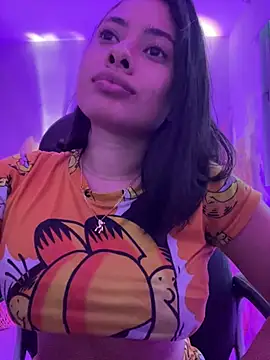 AlessaPears online show from 15, 12, 2024