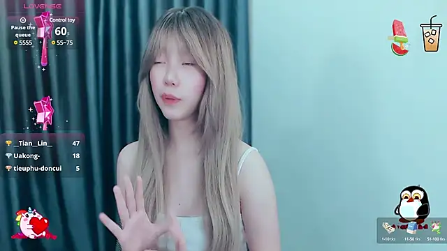 -Poison-Ivy- online show from 7, 12, 2024