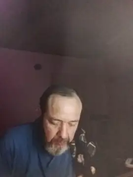 Leocesar37 online show from 10, 10, 2025