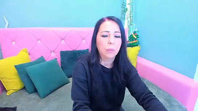 LauraSin online show from 15, 12, 2025