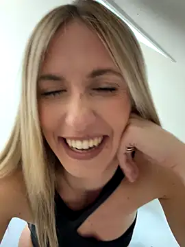 lola tentatiion online show from 19, 10, 2025